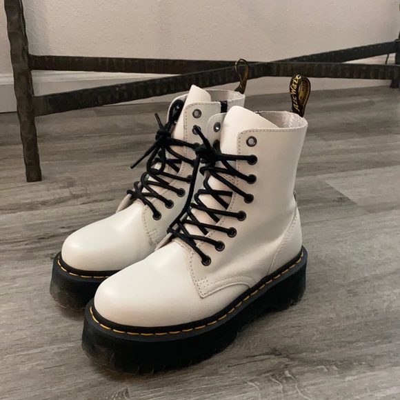 Dr. Martens Shoes - Doc Martens Jadon Boot